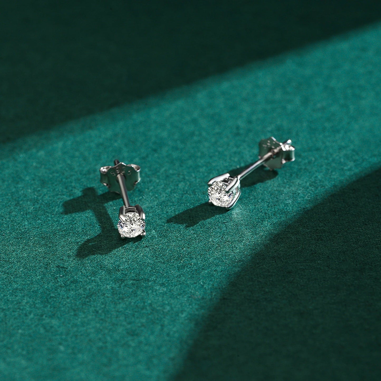 Modian Moissanite Gemstone Clear D Color 925 Sterling Silver Small Tiny Dazzling Stud Earrings For Women Wedding Fine Jewelry