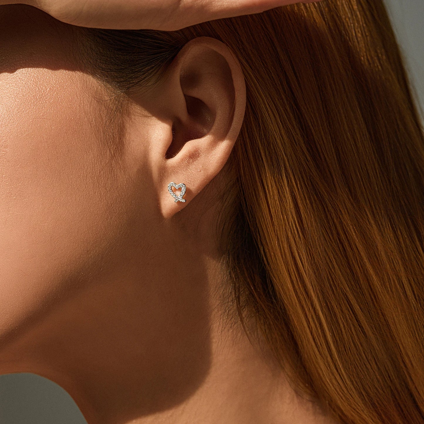 MODIAN D Color Sparkling Moissanite Earrings 925 Sterling Silver Asymmetrical Heart Stud Earrings For Women Fine Jewelry