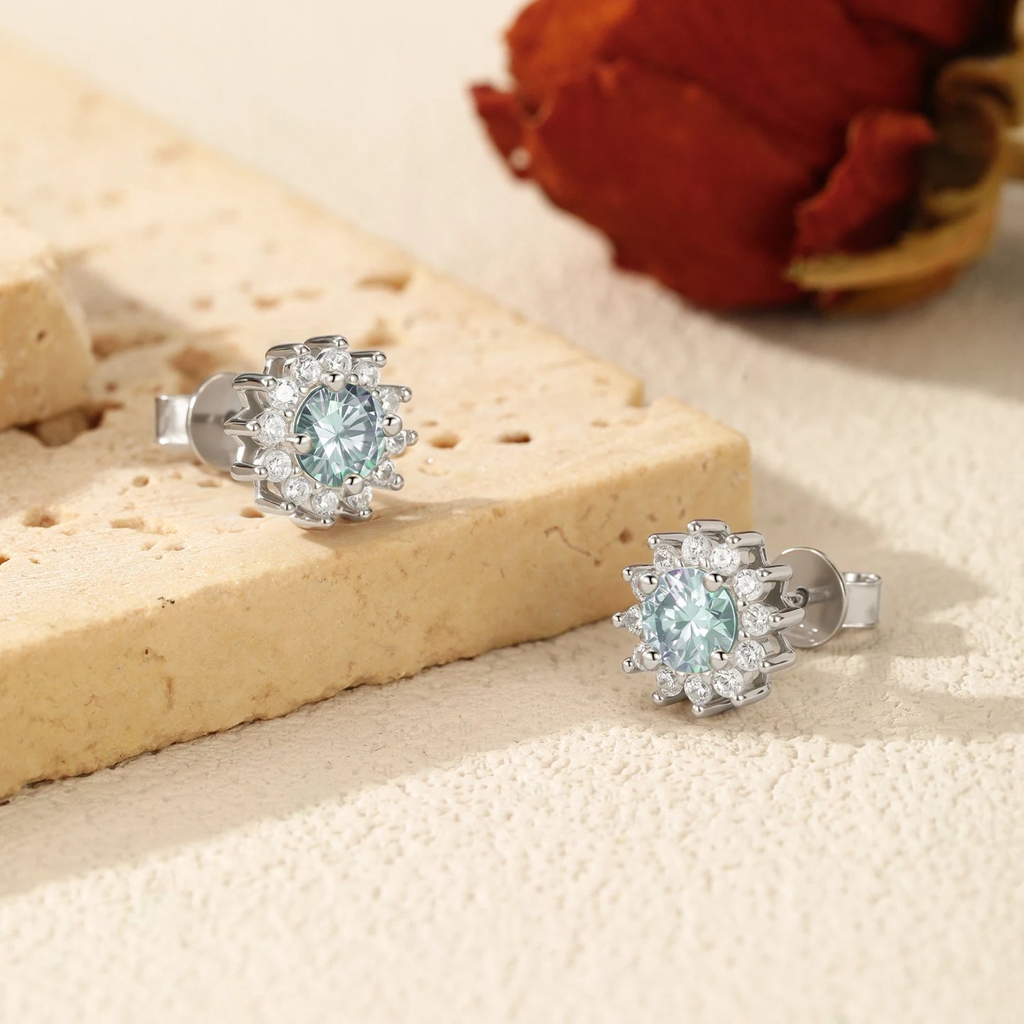 MODIAN 1CT Green Moissanite Classic Halo Earrings 925 Sterling Silver Sparkling Sun Stud Earrings For Women Party Fine Jewelry