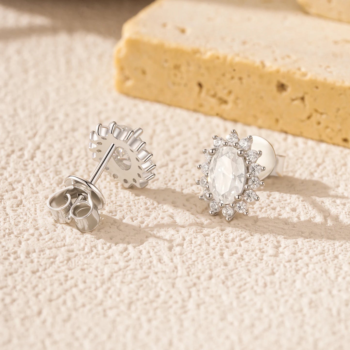 MODIAN D Color Clarity VVS1 Moissanite Halo Earrings 925 Sterling Silver Classic Stud Earrings For Women Luxury Bridal Jewelry