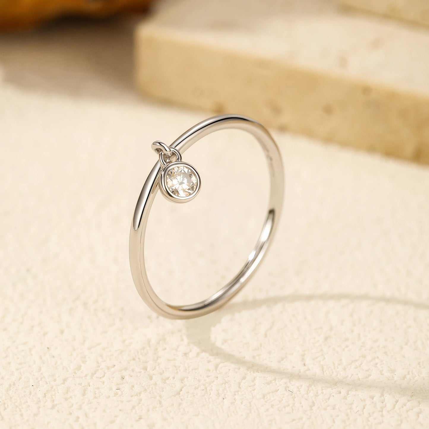 MODIAN D Color Round Moissanite Ring 925 Sterling Silver Small Charms Sparkling Finger Rings For Women Wedding Jewelry Gift