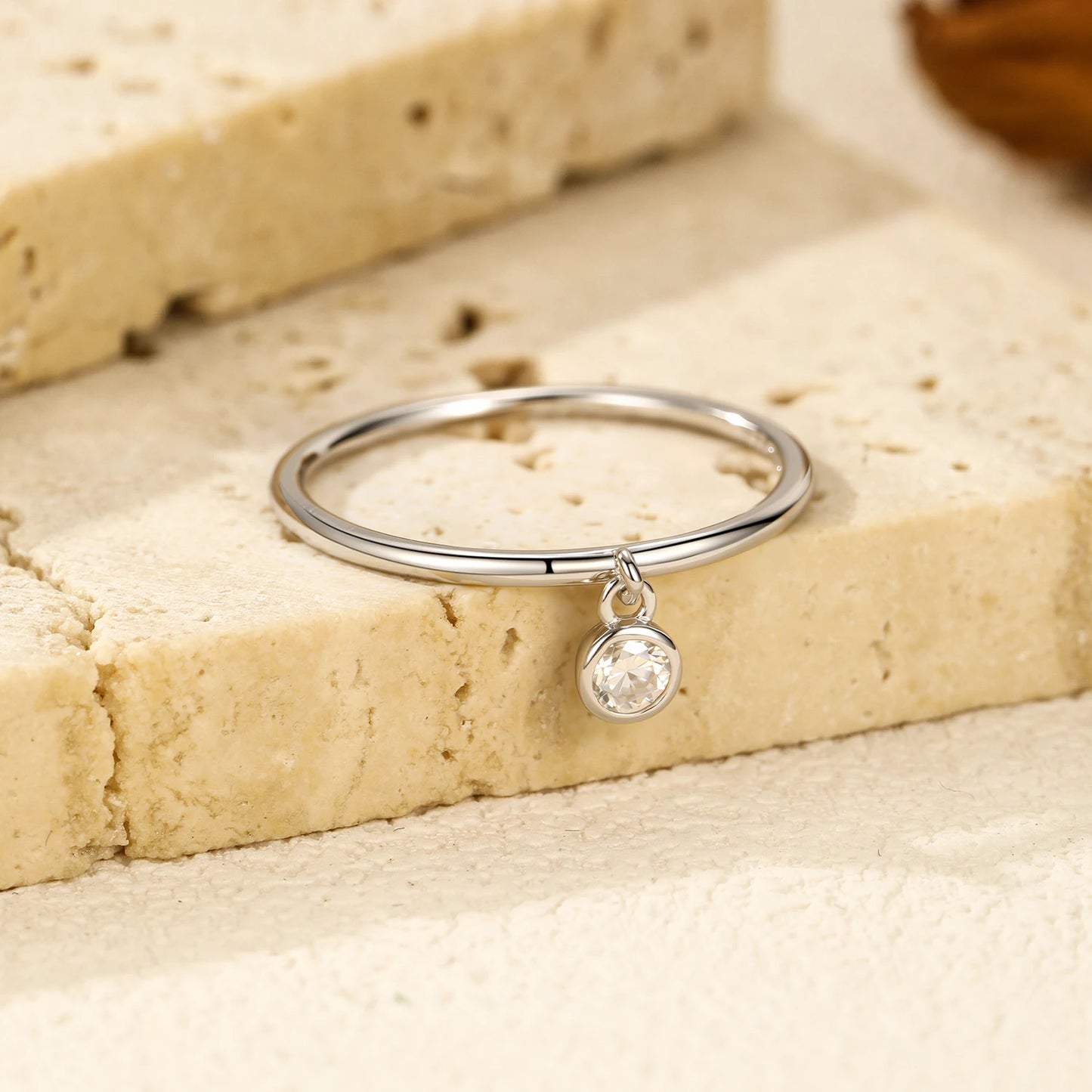 MODIAN D Color Round Moissanite Ring 925 Sterling Silver Small Charms Sparkling Finger Rings For Women Wedding Jewelry Gift