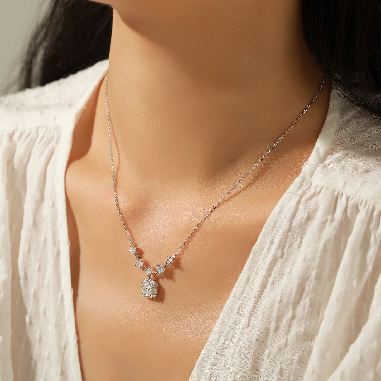 MODIAN 1CT D Color Moissanite Necklace 925 Sterling Silver Luxury Halo Charm Pendant Necklace For Women Bridal Wedding Jewelry