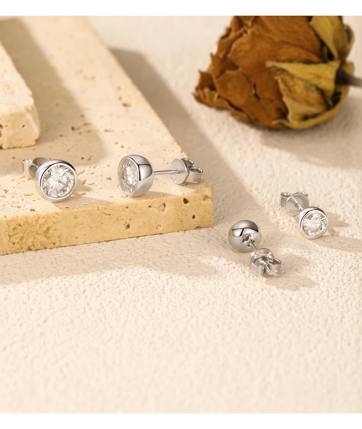 MODIAN 1CT/2CT D Color Bezel Moissanite Earrings 925 Sterling Silver Classic Round Stud Earrings For Women Wedding Fine Jewelry